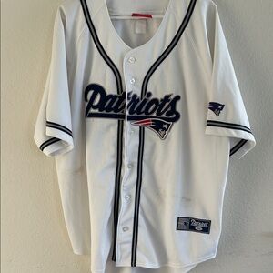 Vintage NFL Patriots White Jersey